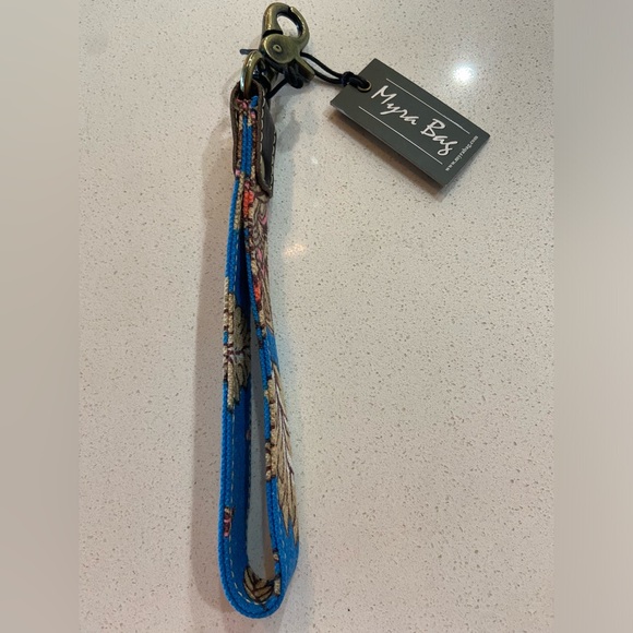 Myra Key Fob NWT - Picture 2 of 2